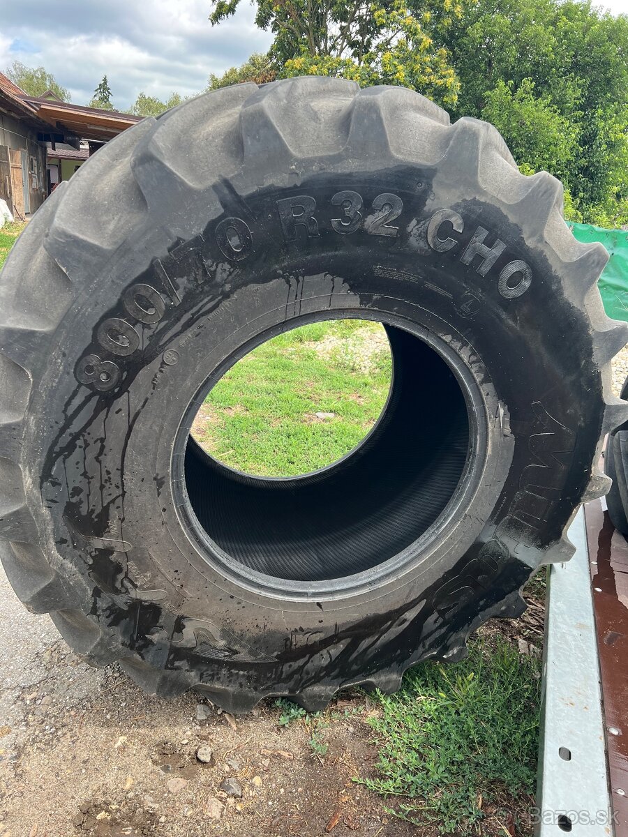 kombajn pneu 800/70 R32