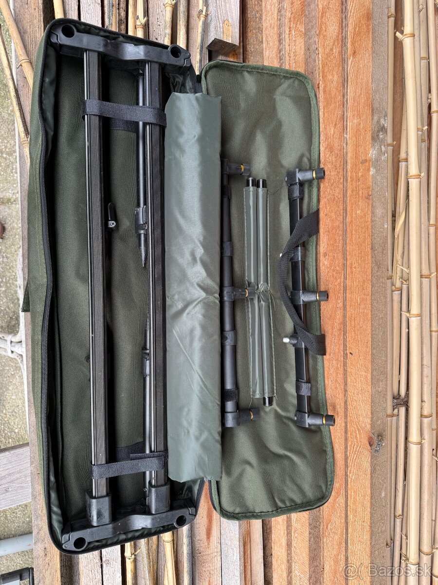 Stojan na udice esox