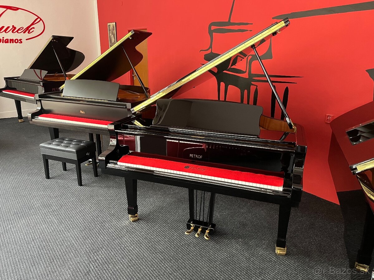 Zánovní klavír Petrof model IV.Renner  PRODÁNO