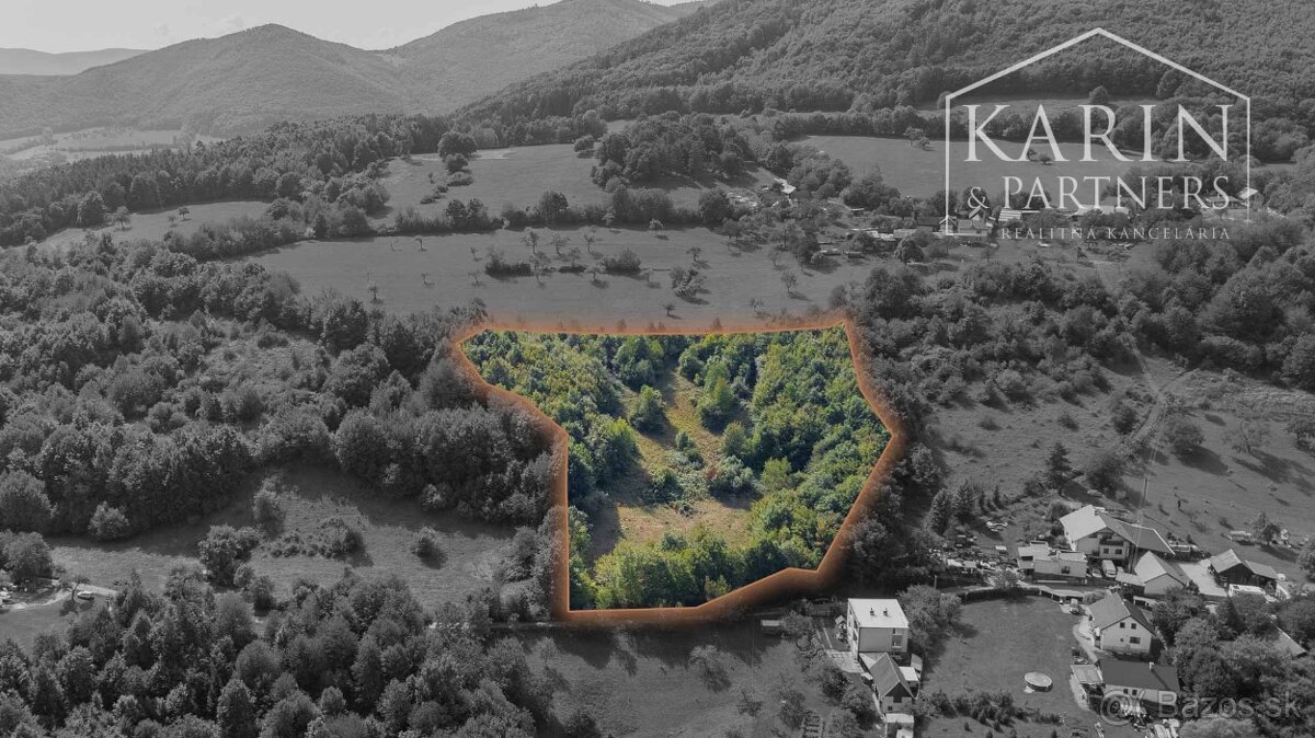 Stavebný pozemok určený na výstavbu rodinných domov 9629 m2