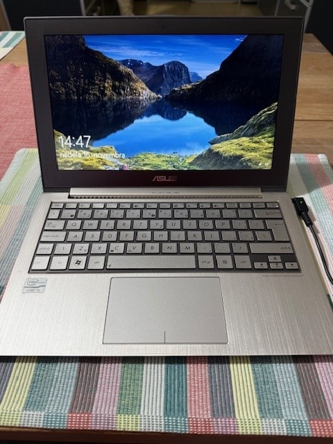 Notebook/Ultrabook Asus ZenBook UX21E