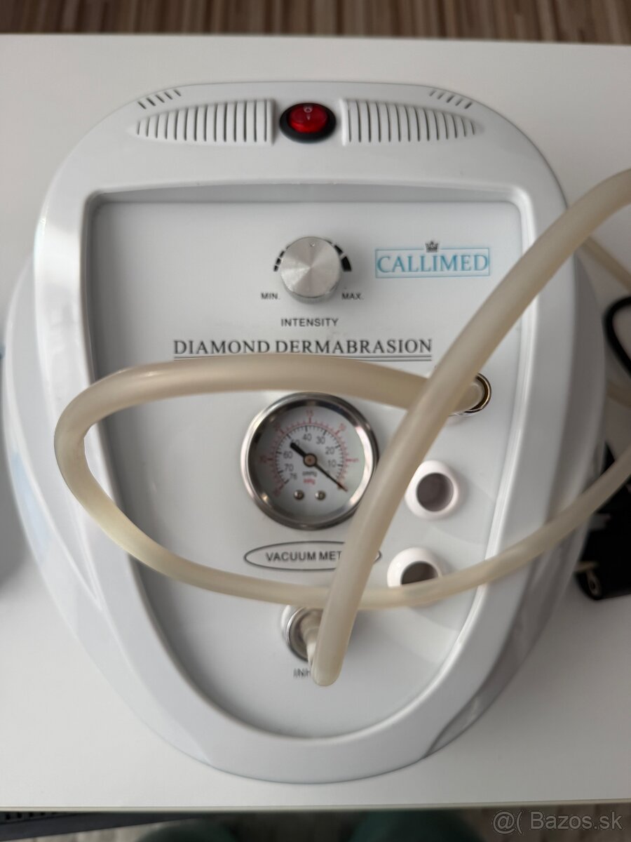 Diamantová mikrodermabrázia - prístroj