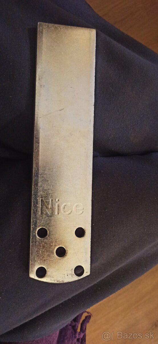 NICE PLA6 - predĺžená konzola pohonu 250mm