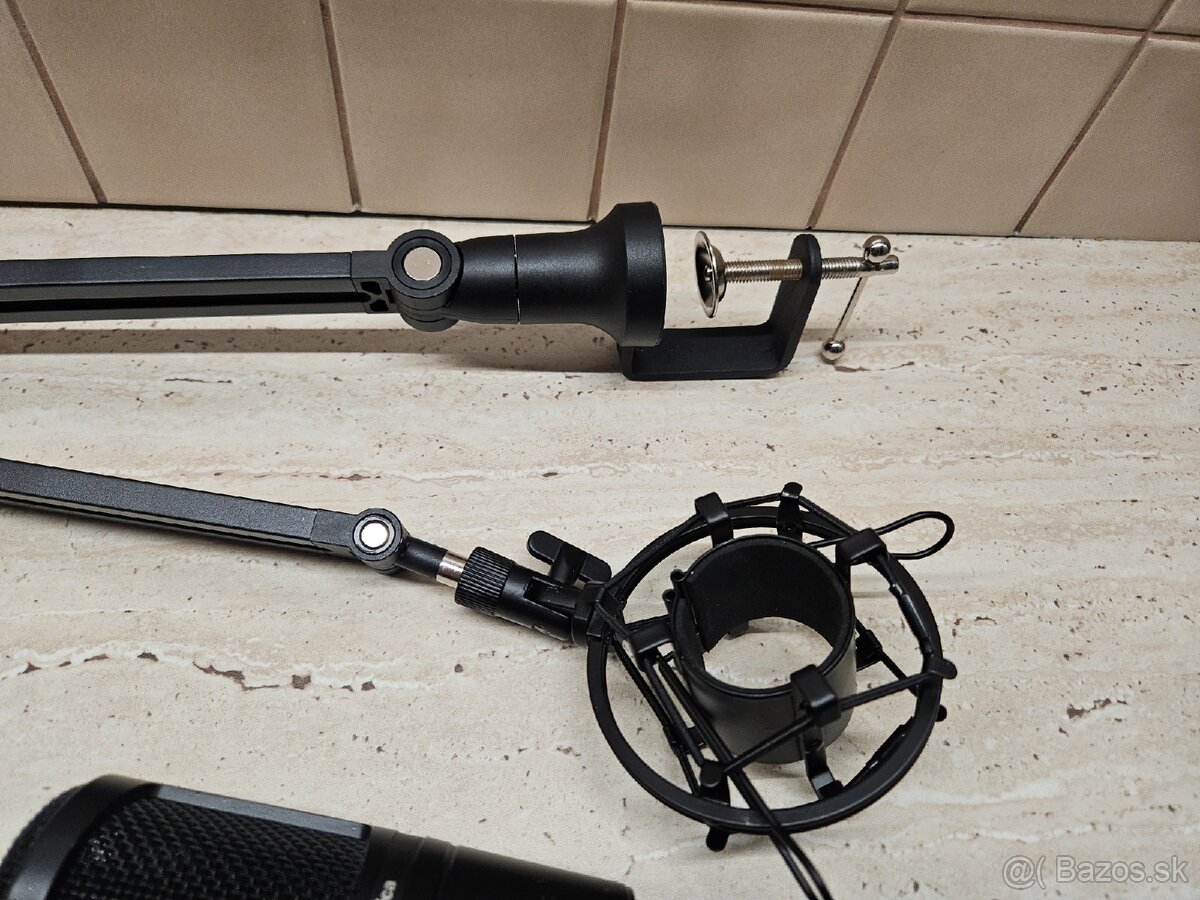 Audio Technica AT2020 + rameno