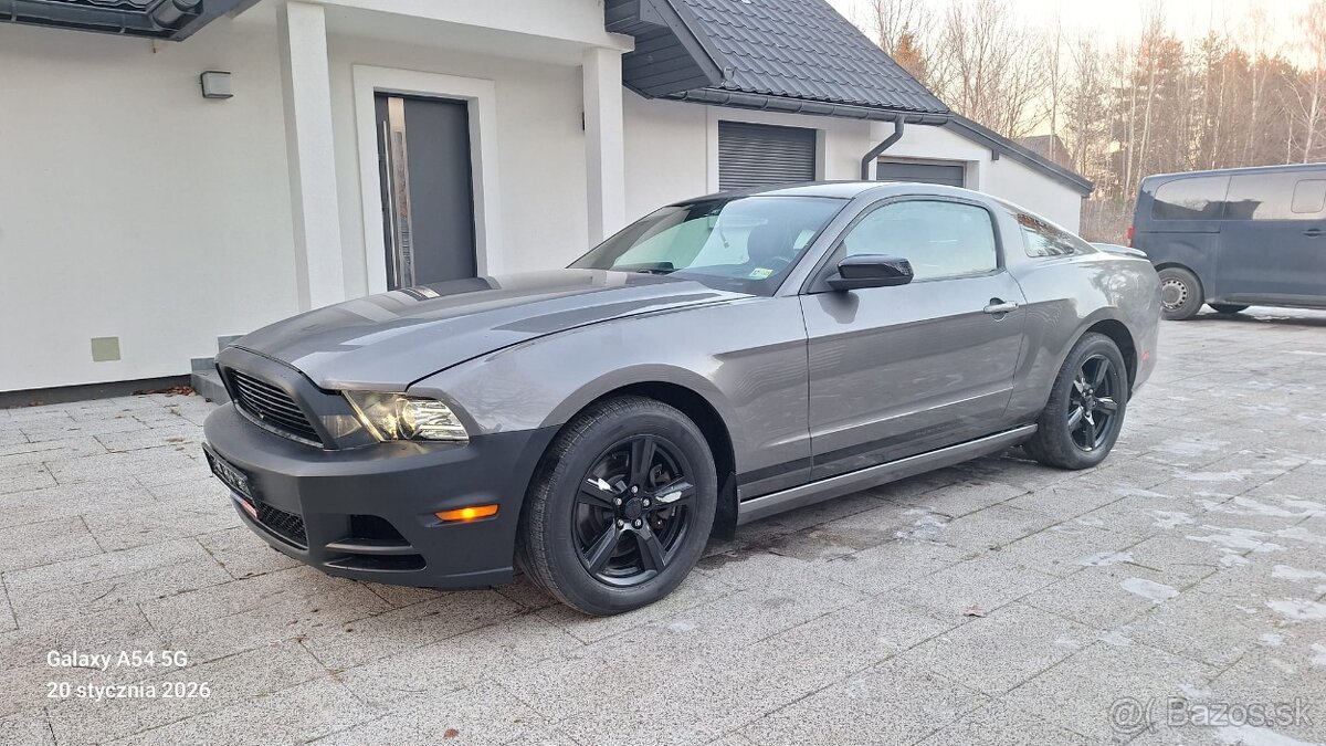 FORD MUSTANG 3.7 PREMIUM 2014