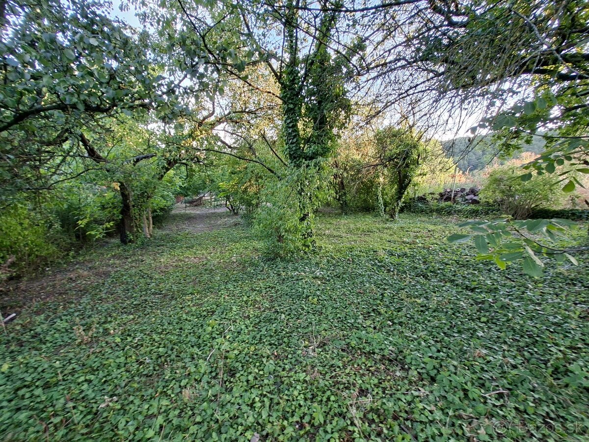 Pozemok Kavečianska