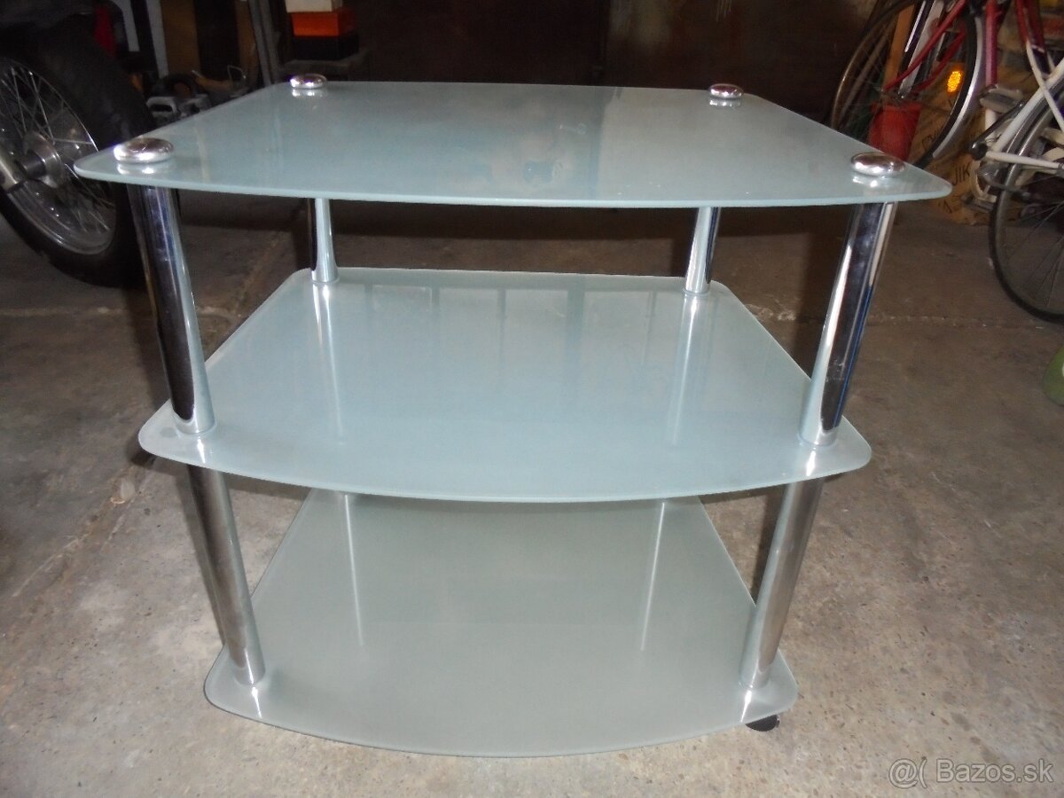 sklenená polička-stolík, vešiak