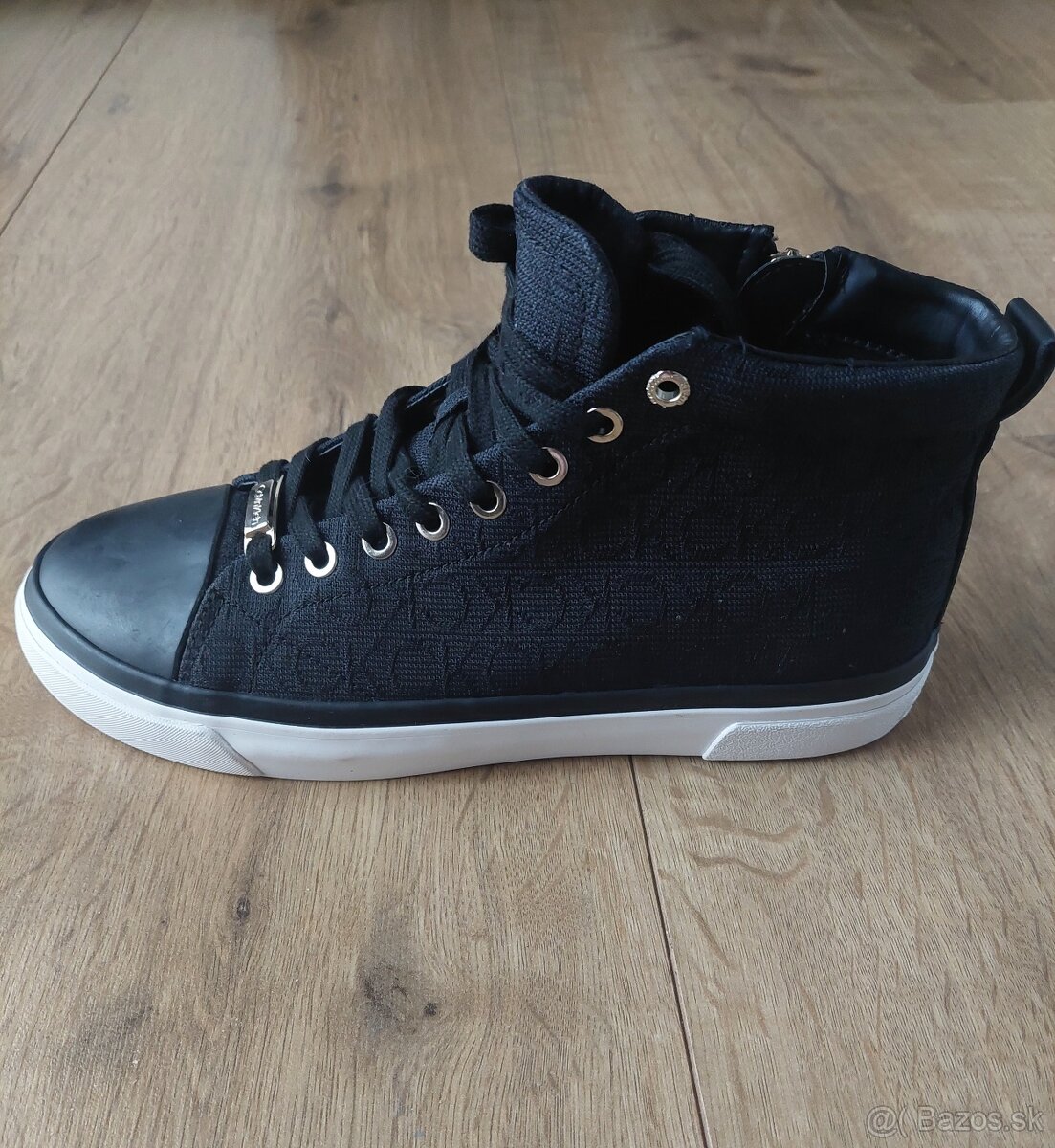 tenisky calvin klein c. 40