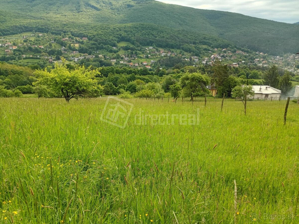 Predaj - pre rodinné domy - Pozemok s výhľadom na mest…