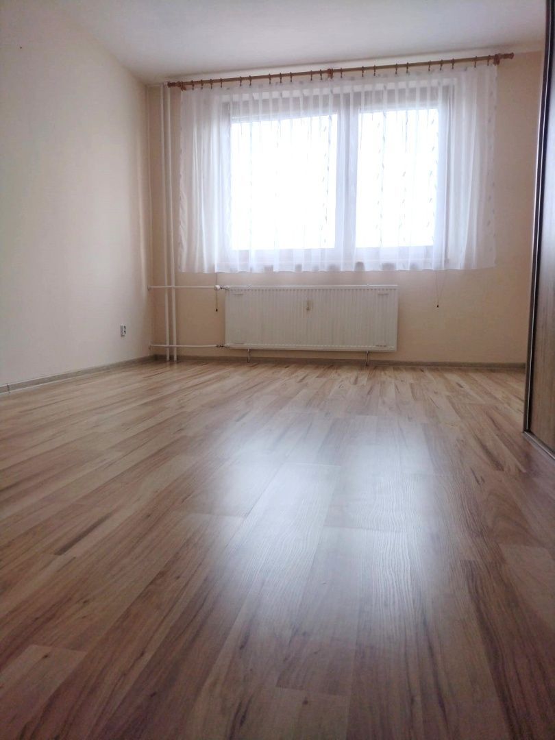 Možná dohoda na cene Predaj veľmi pekný, priestranný 3-izbo
