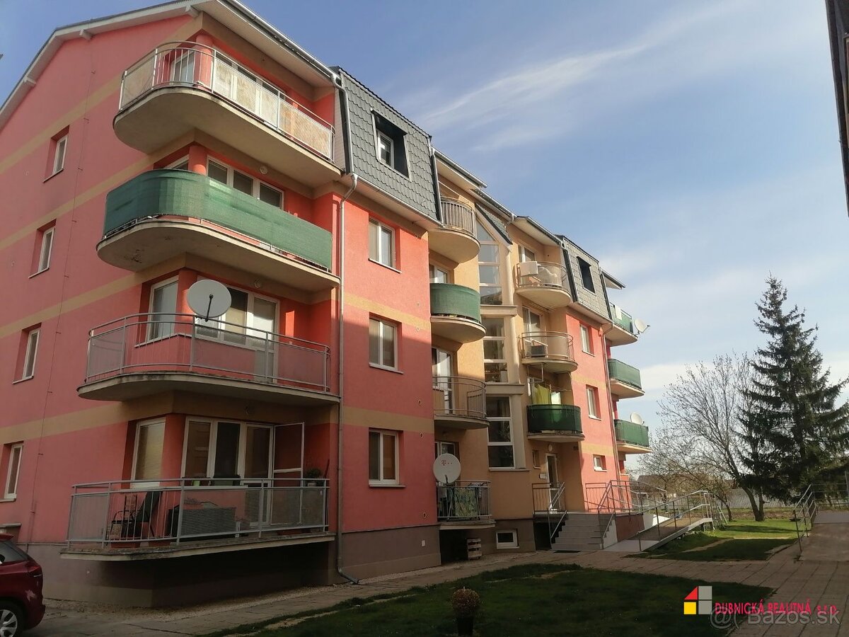 PREDANÝ - Na predaj - 3 izbový byt v Trenčianskych Stankovc