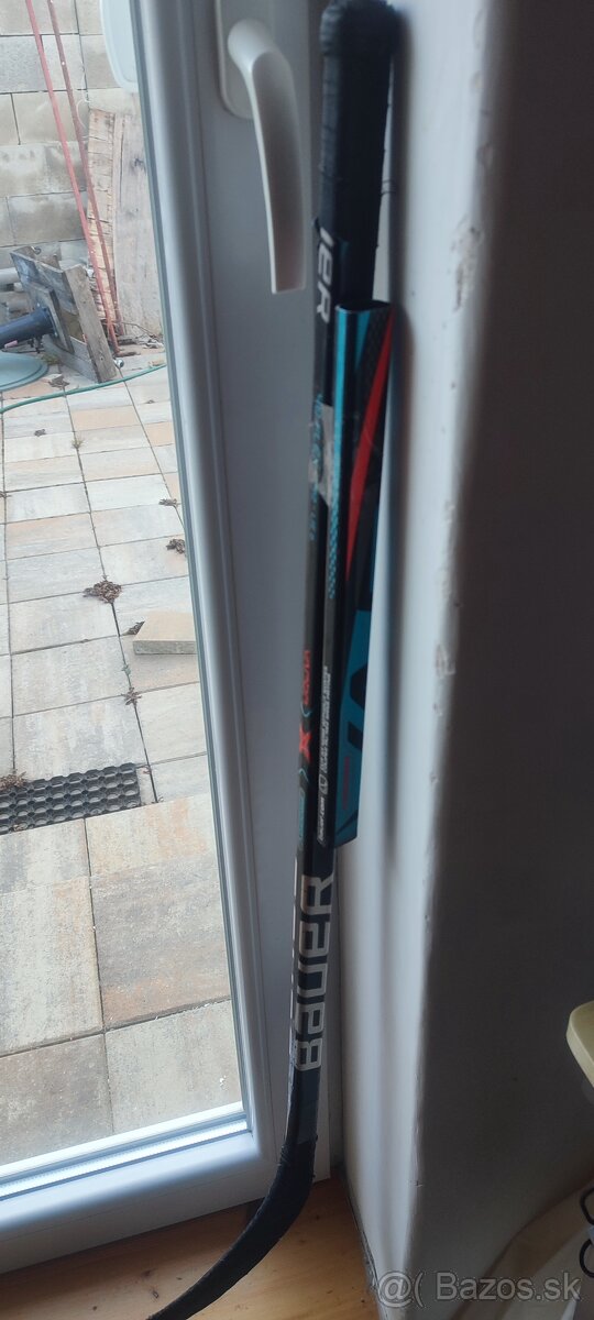 Hokejka Bauer Vapor 112cm.