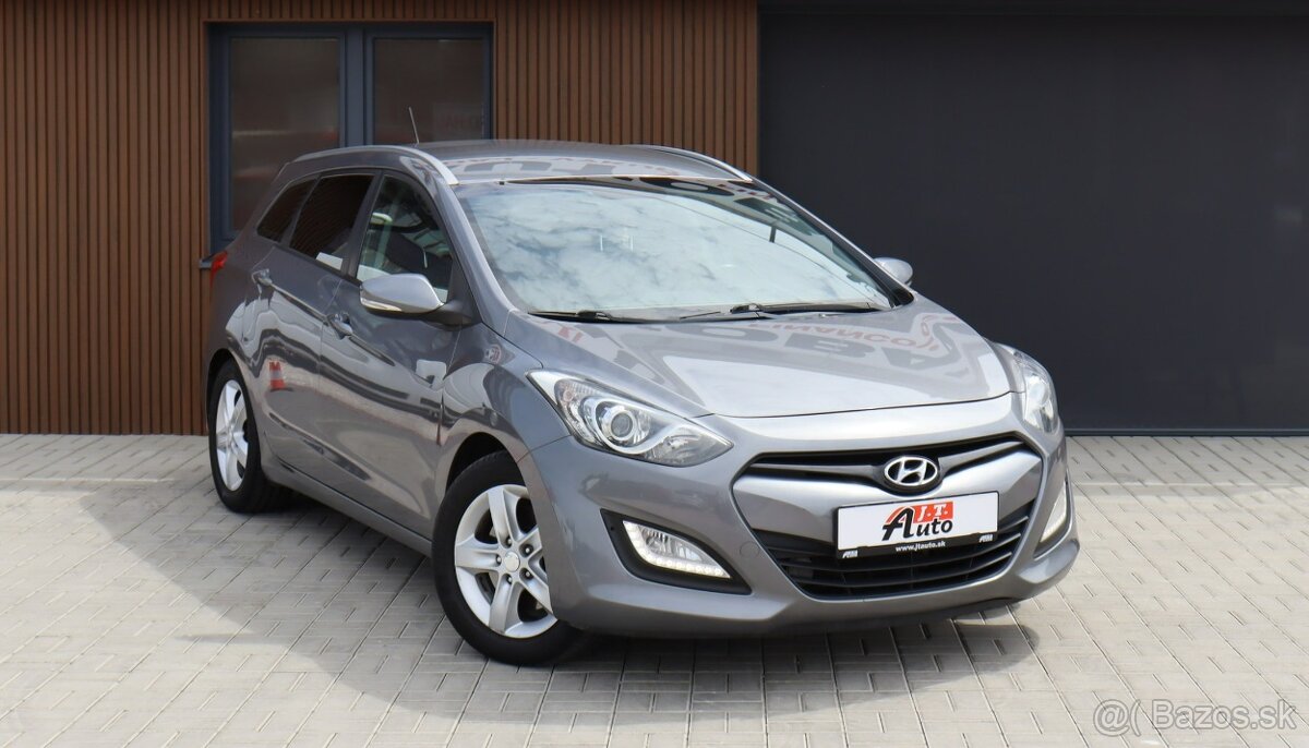 Hyundai i30 CW 1.6i CRDi 16V DOHC Comfort