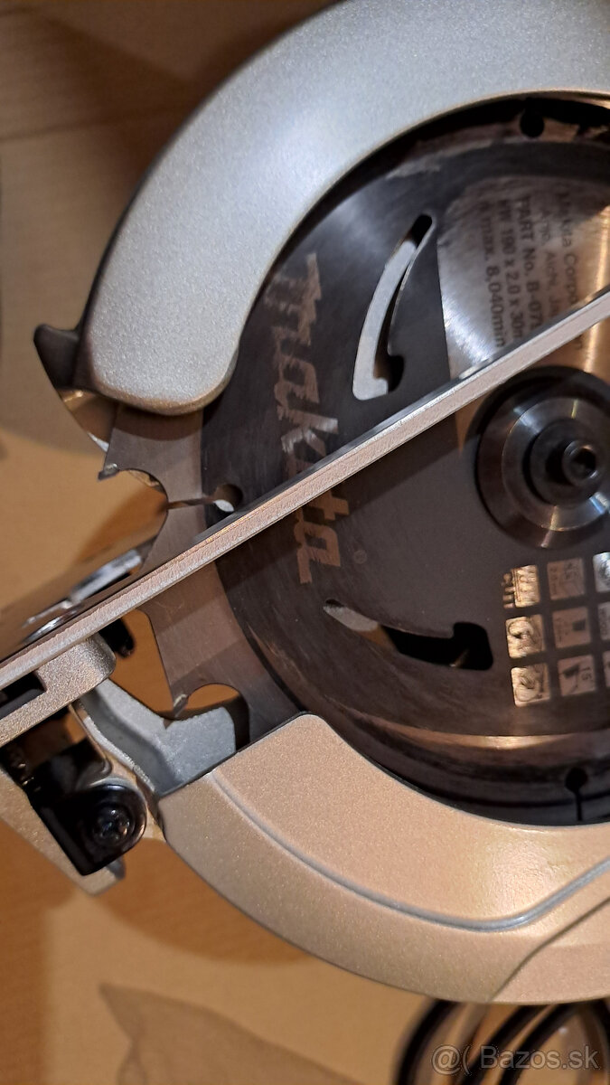 Makita kotúčová píla HS 7601 190mm