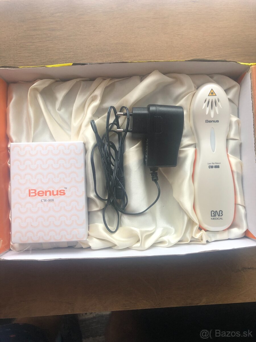 Laserovy epilator BENUS