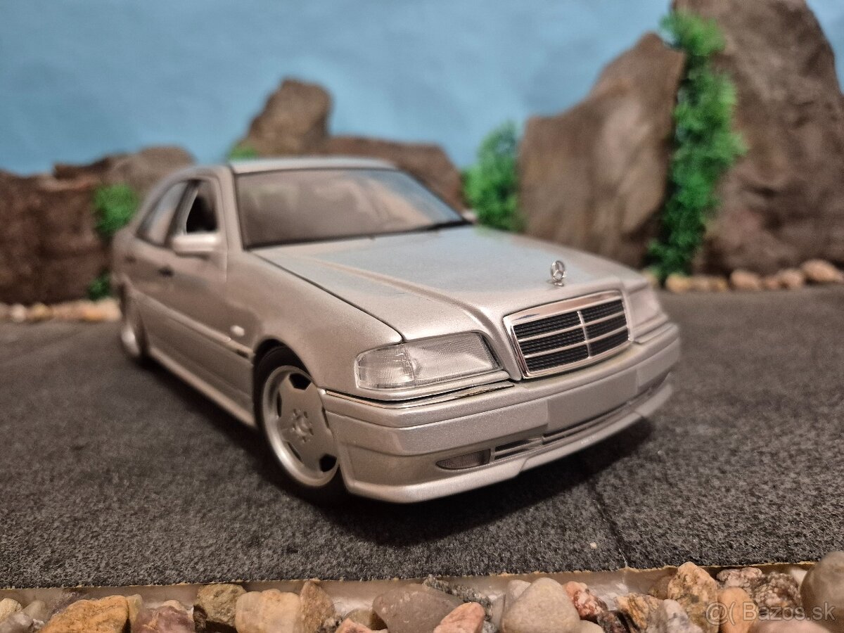 prodám model 1:18 mercedes benz C36 AMG