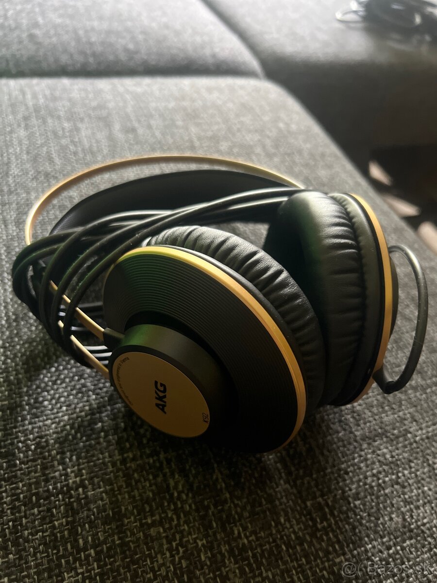 Slúchadlá AKG K92