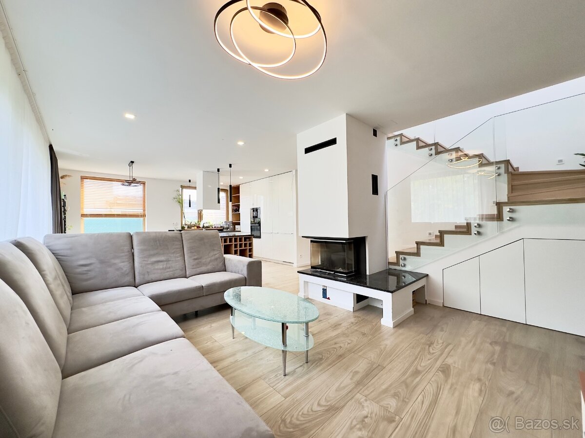 Exkluzívny rodinný dom – Kvetoslavov