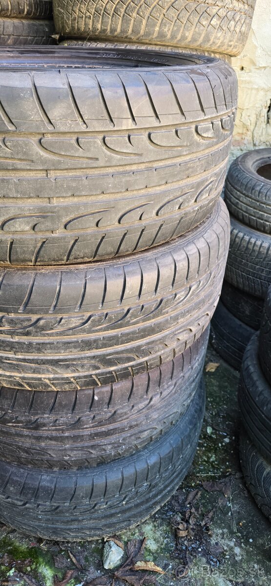 275/50 R20 letné Dunlop