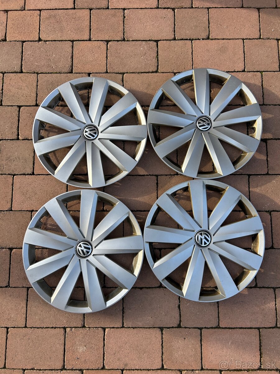 Volkswagen R16 puklice