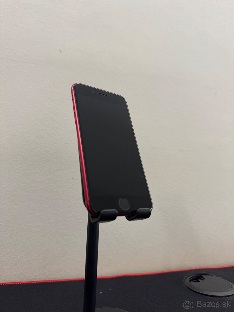 Apple iPhone SE 2020 64GB Red (nová báteria)