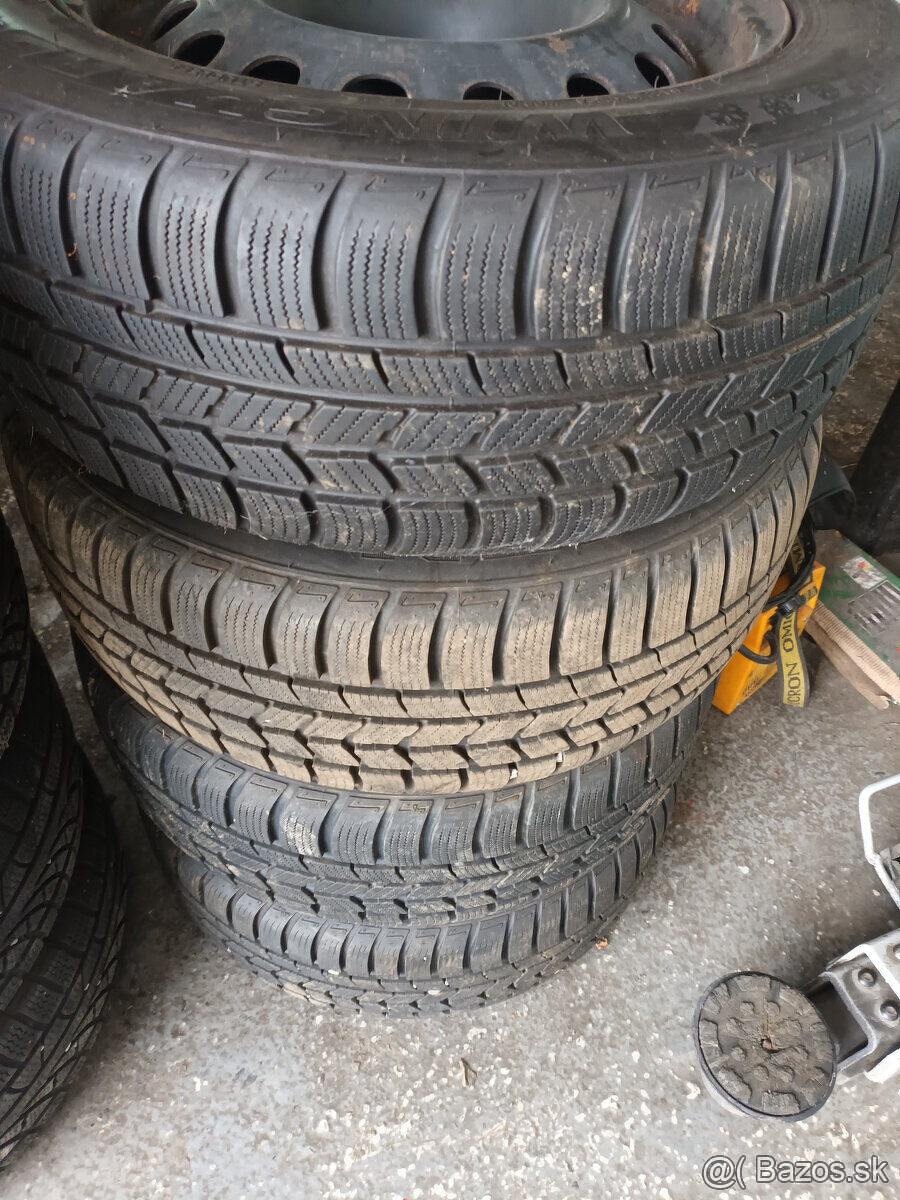 215/55 r16 zanovne zimne pneu. s diskami 16