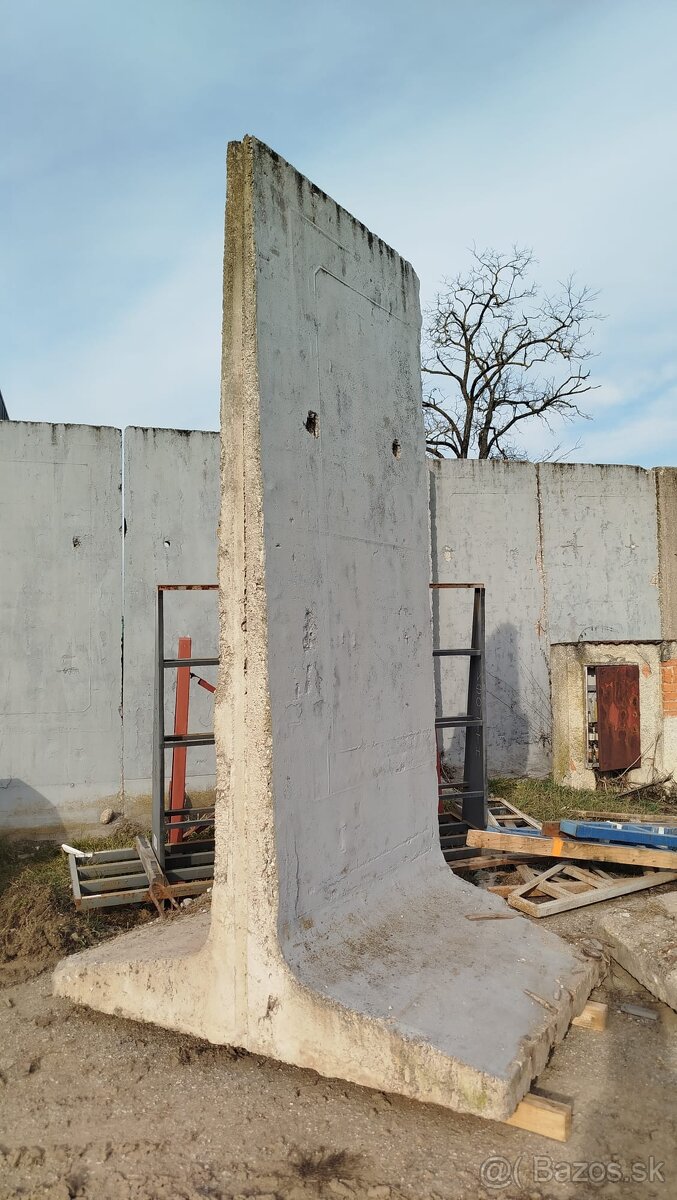 Betonove panely na oporny mur
