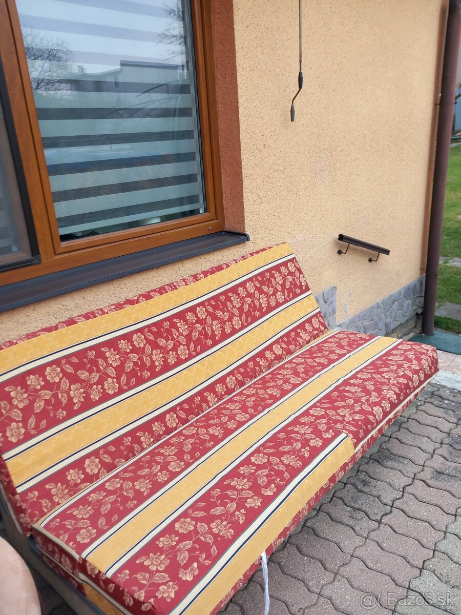 Predam rozkladaci gauč