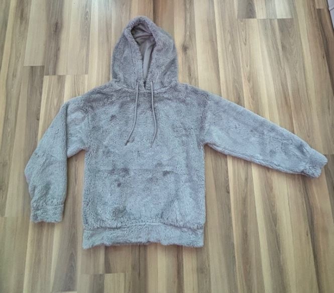 Šedá chlpatá mikina klokan s kapucou