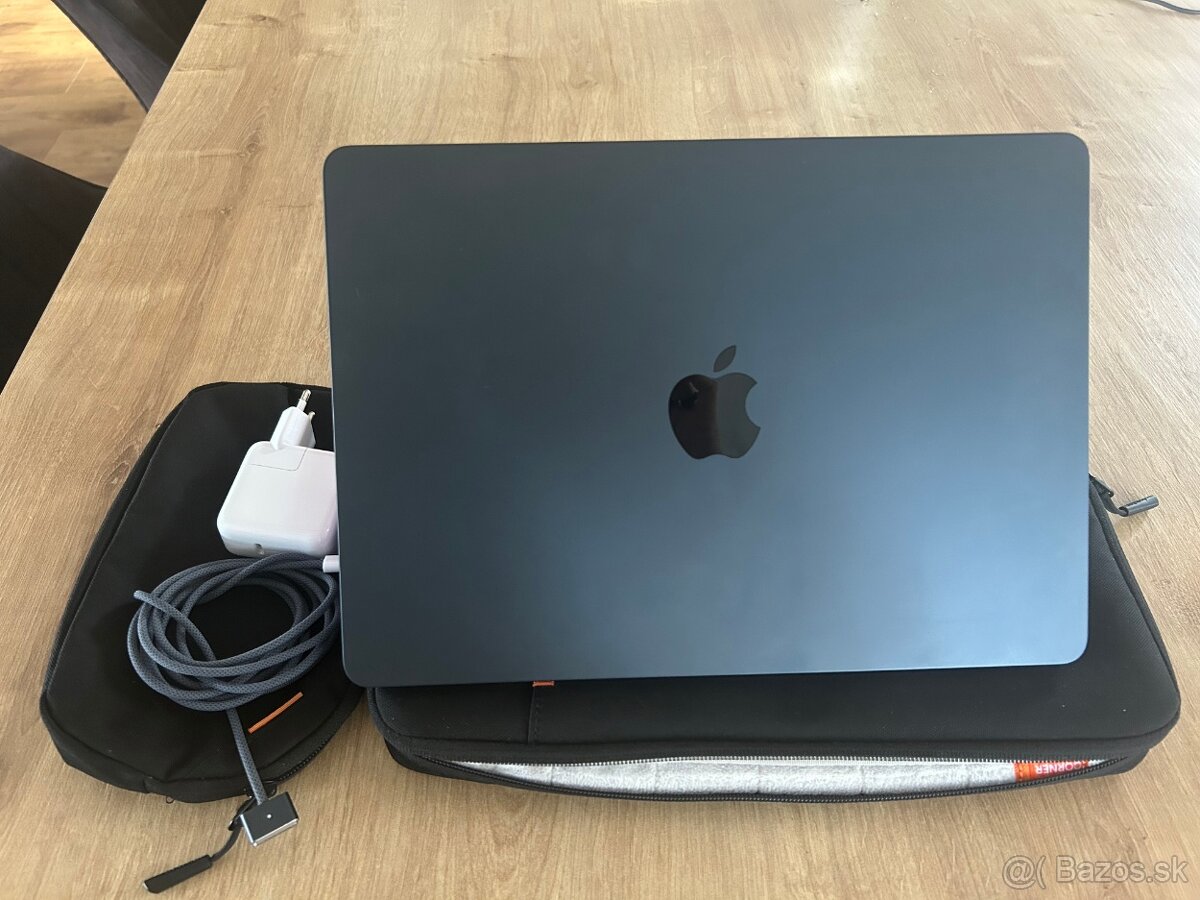 Macbook AIR M2 (2022), 8/256GB