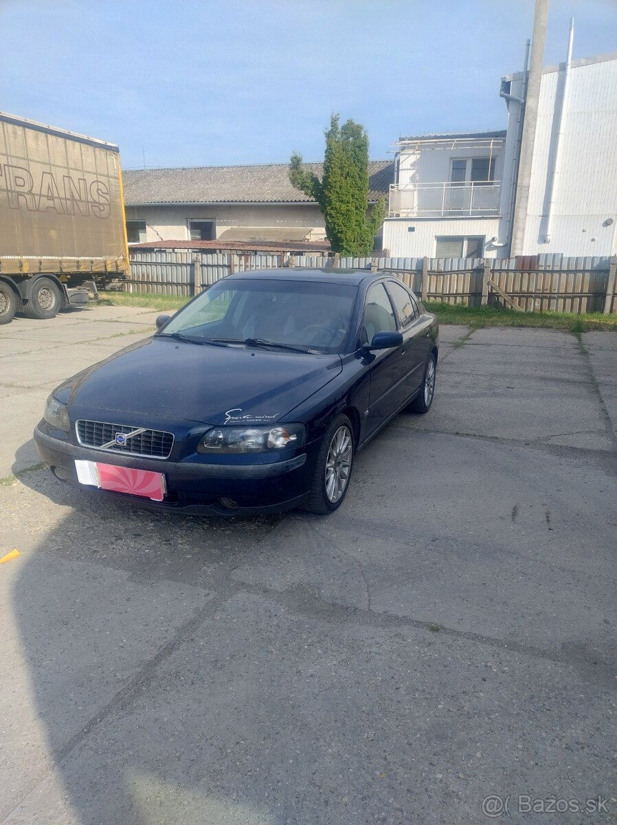 Predám Volvo S-60