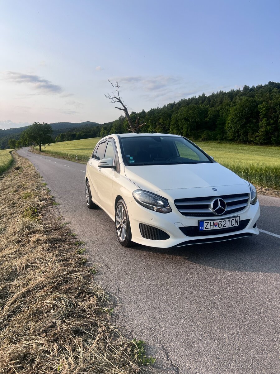 Mercedes- Benz B 200D