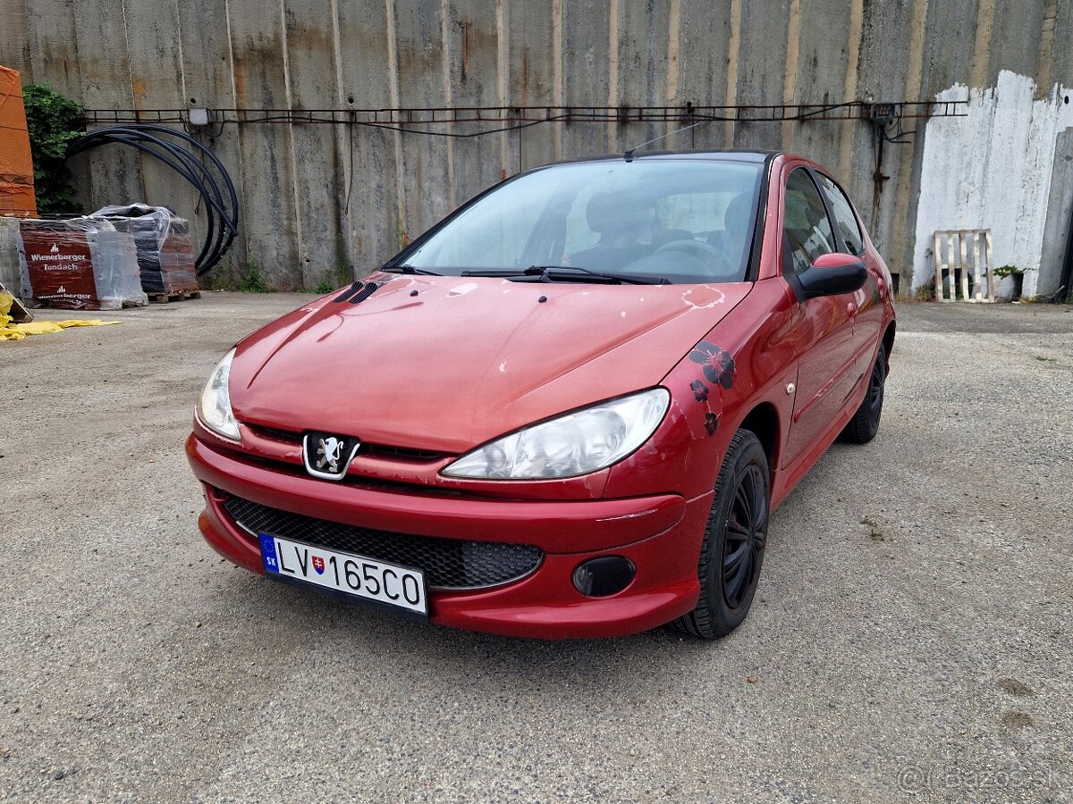 Peugeot 206 1.4 benzín 55kw