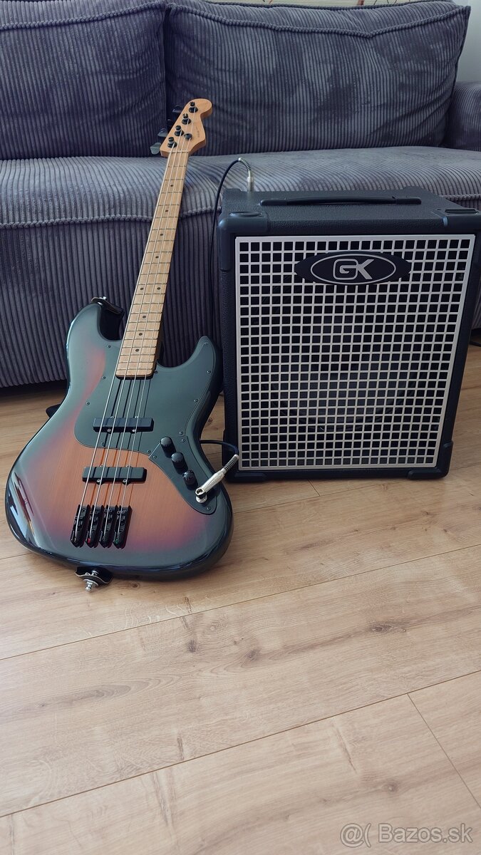200W 12" Basové kombo GK MB112