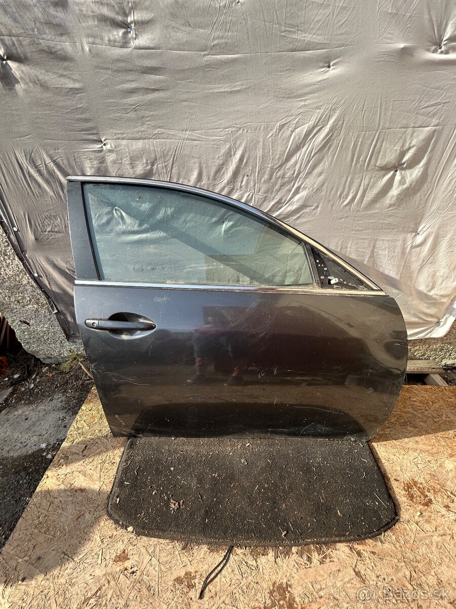 Mazda 6 dvere
