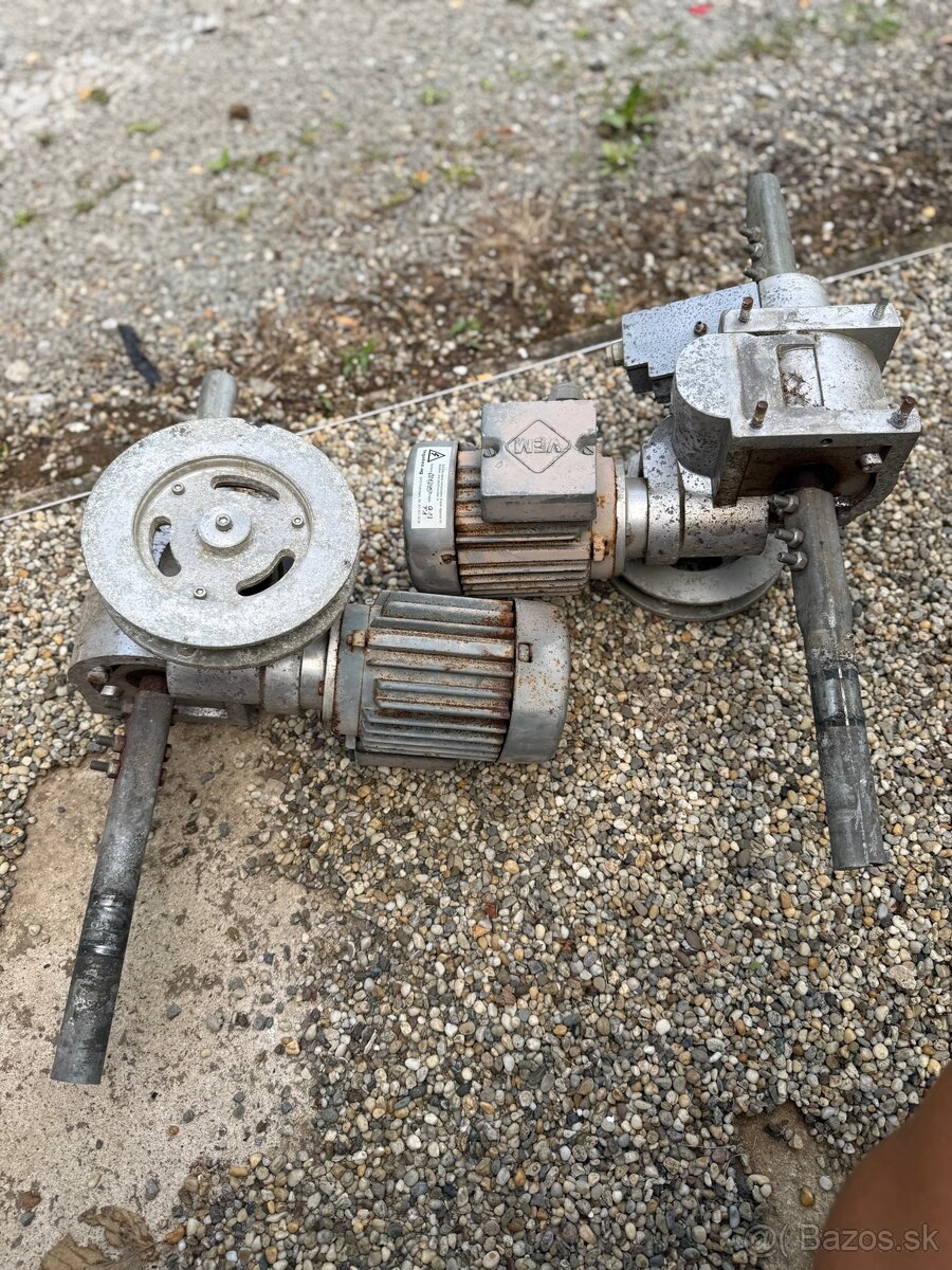 Elekrický motor s prevodovkou