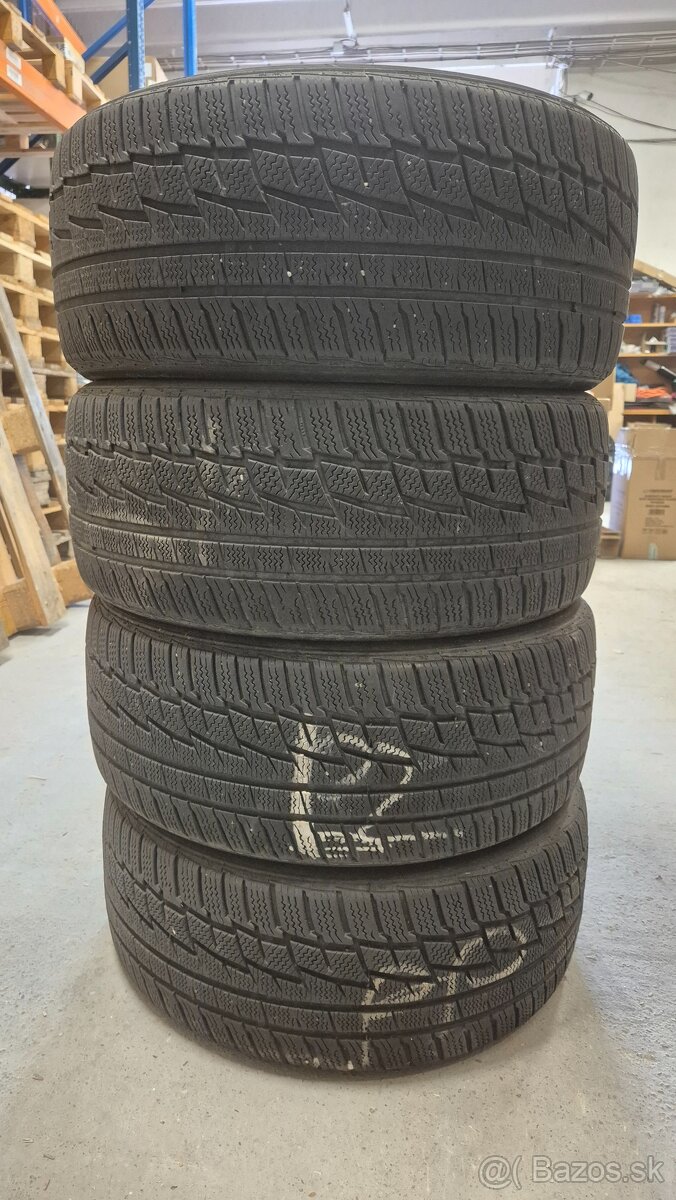Predám zimné nízkoprofilové pneu Matador 225/40 R18
