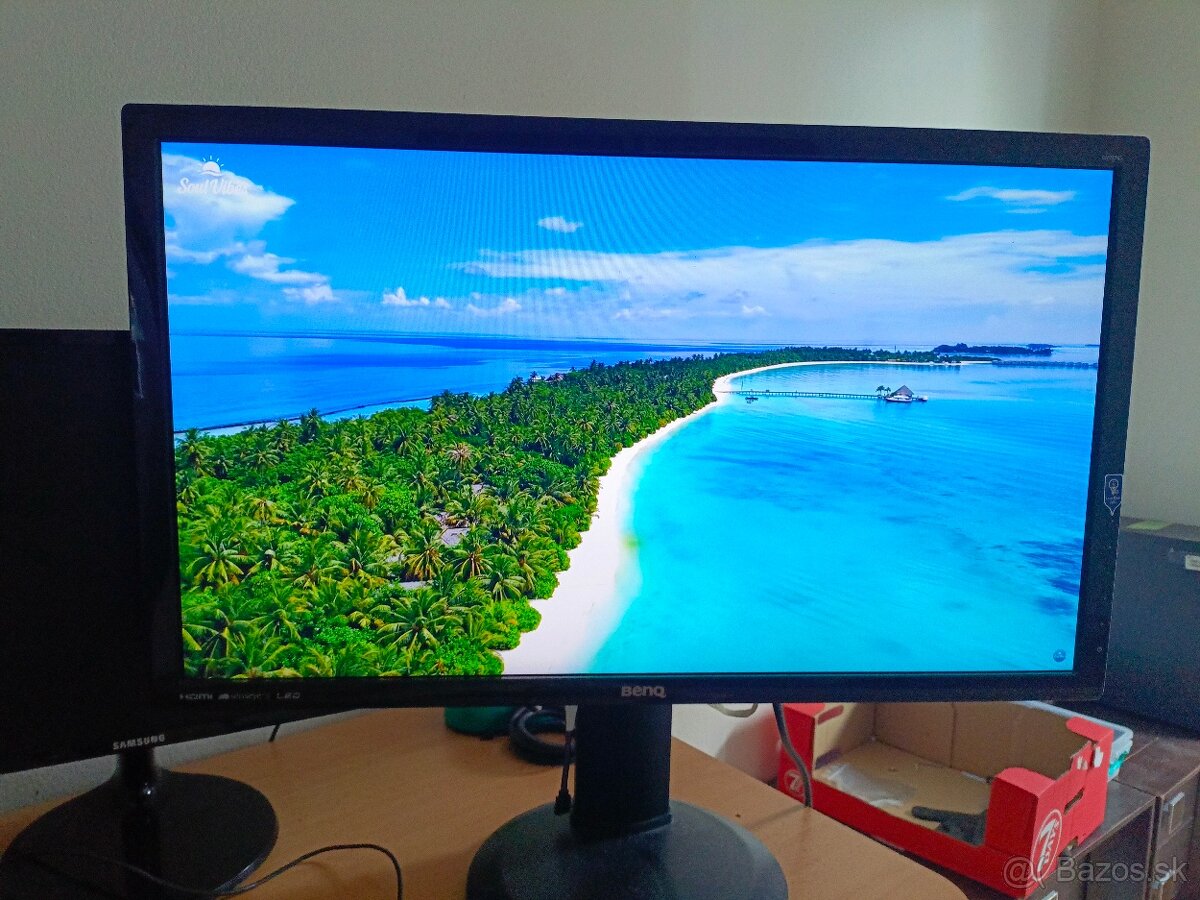 benq 27" 2560x1440 GW2765HT 2K