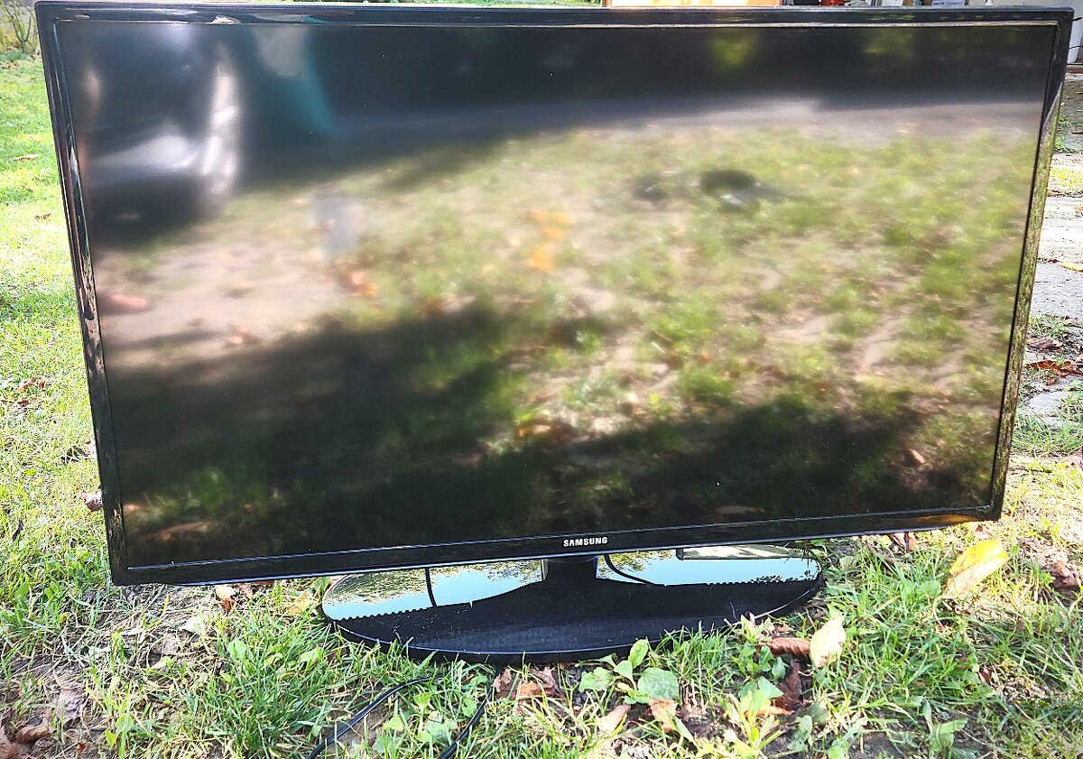 Predám kvalitný TV SAMSUNG40 101cm uhlopr.