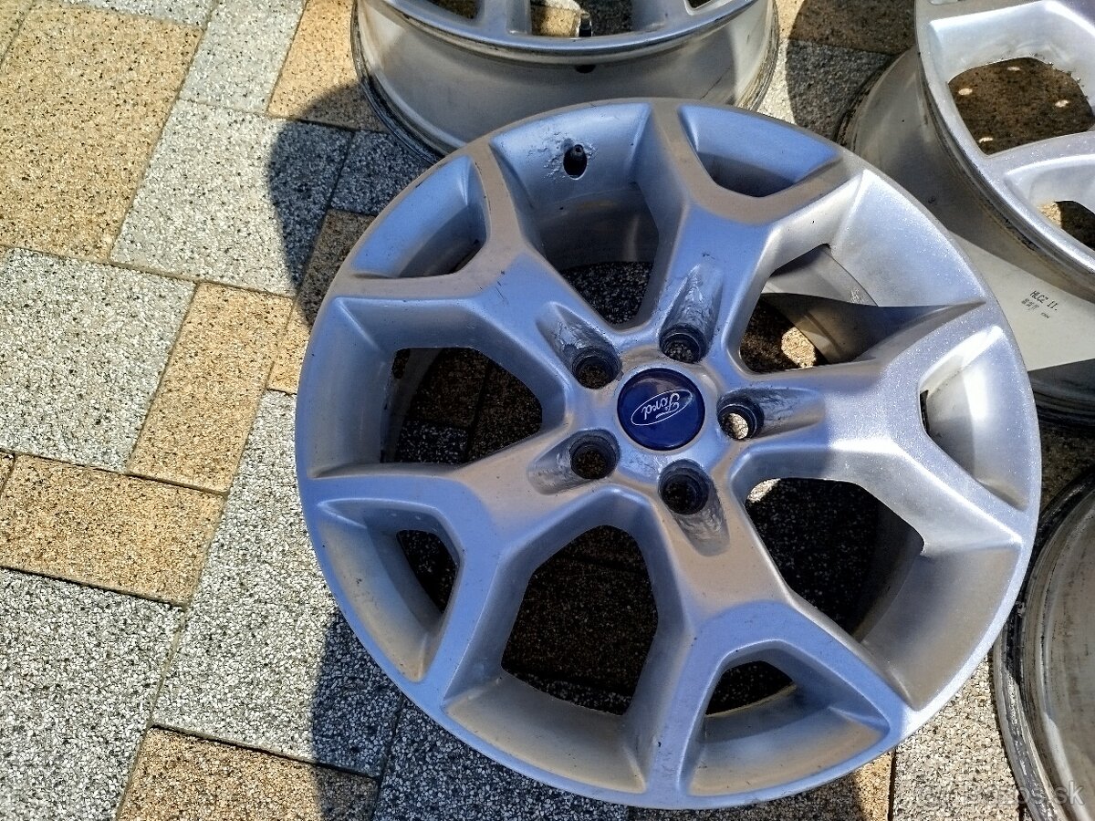 Elektróny Ford 5108, r 17 predám.