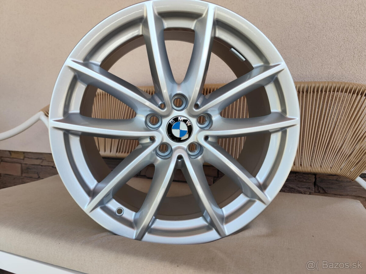 5x112 r18 ET44 x 8,5J elektróny originál BMW