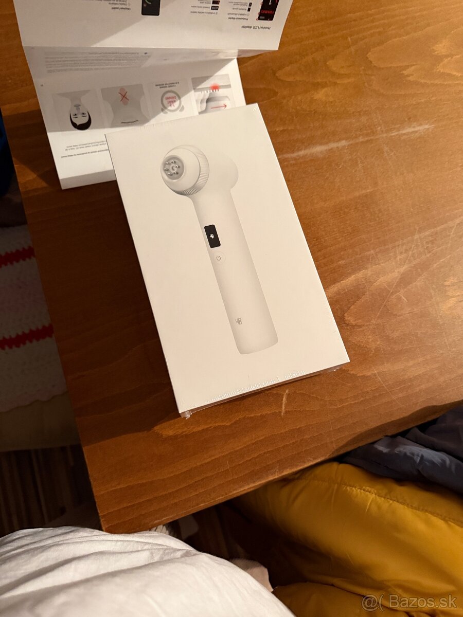 Medicube-Prístroj na tvorbu kolagénu Age-R Ultra Tune 40.68