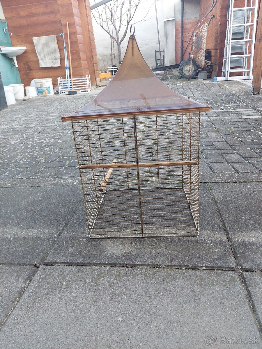 Klietka pre vtacika.