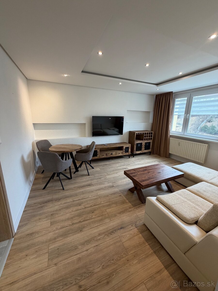 Prenájom 3 -izbového bytu, Levoča
