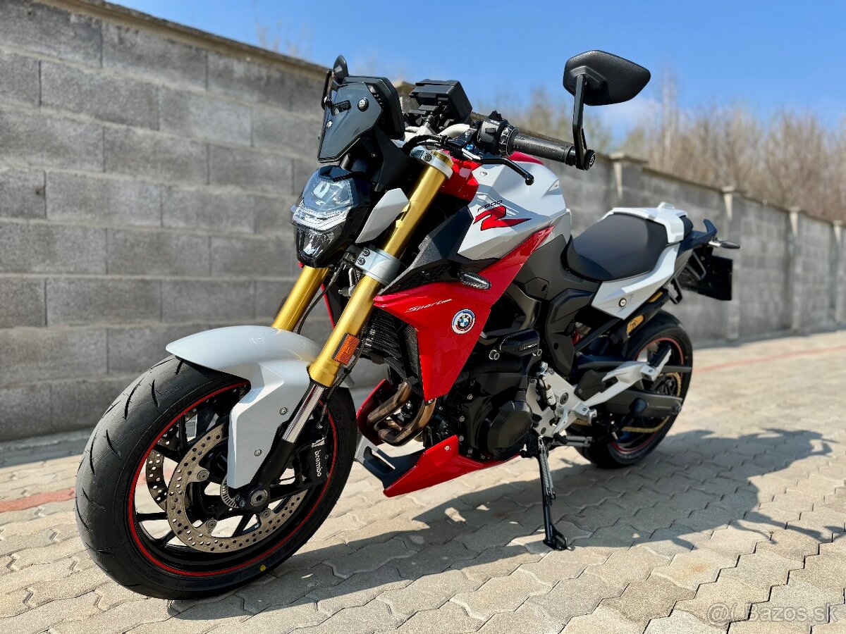 BMW F900R V záruke, Odpočet DPH, Akrapovič
