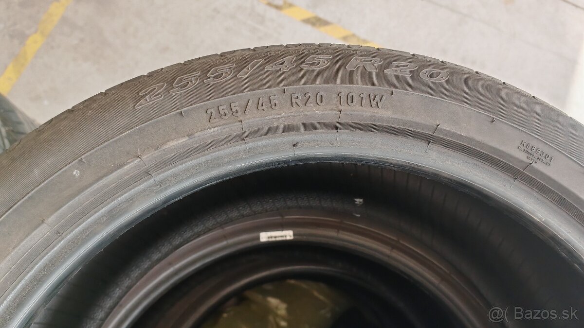 255/45R20 Pirelli letné