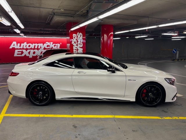 Mercedes S trieda Coupé 63 AMG 4matic Edition