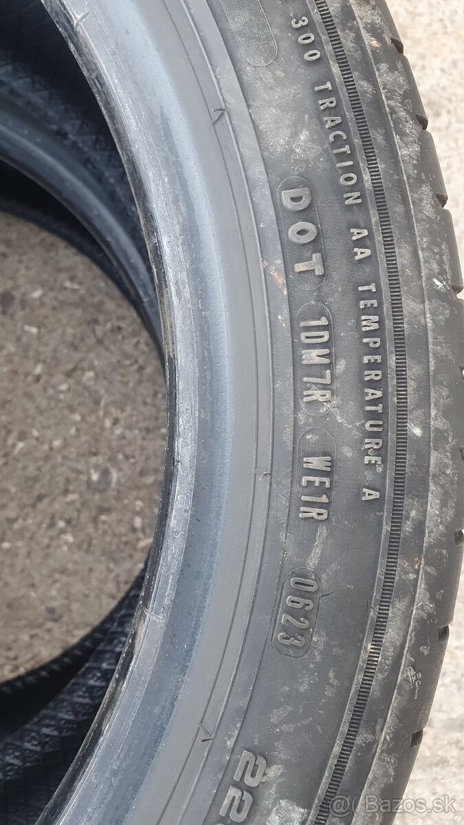 225/45R17