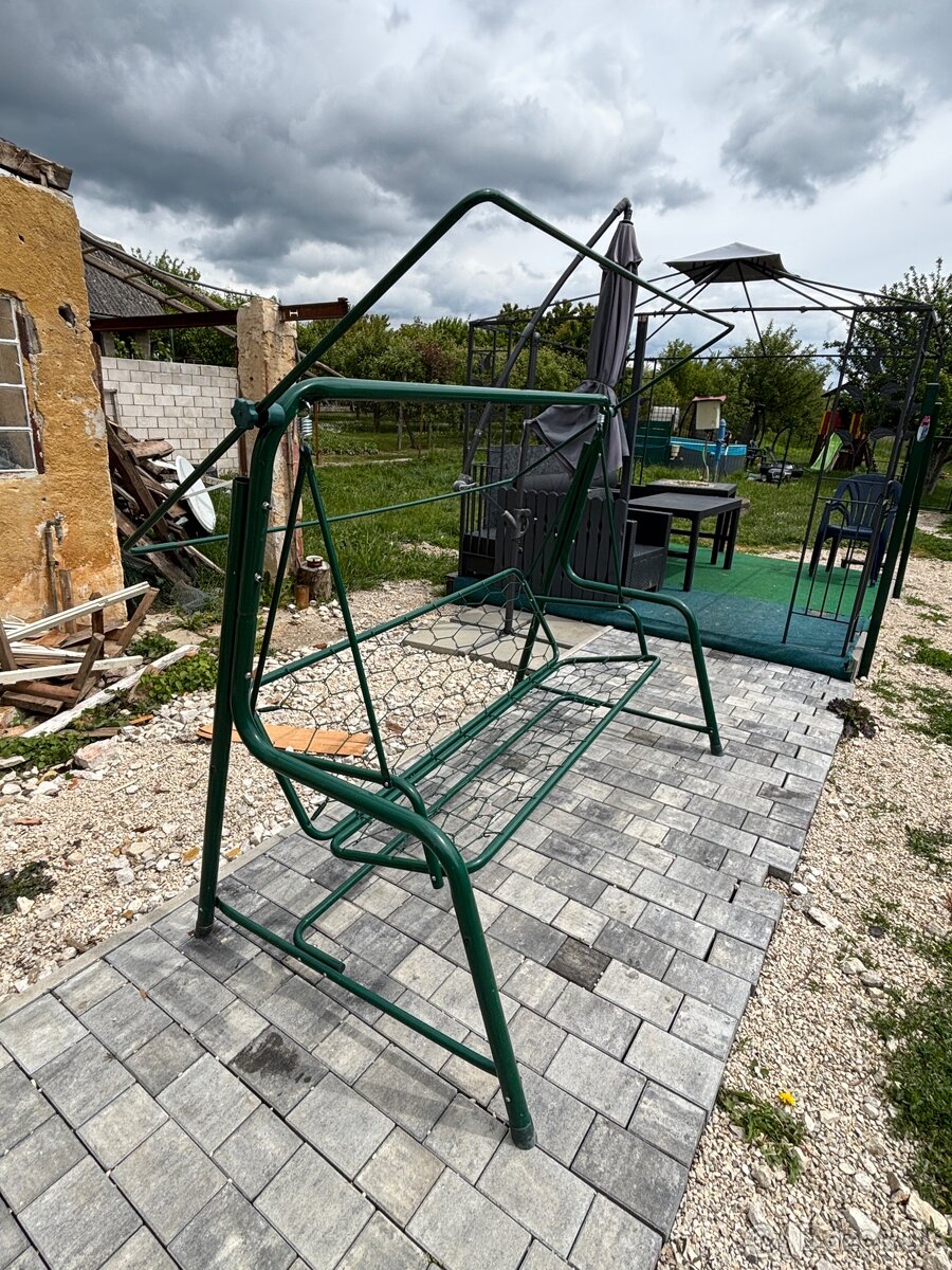 Predám záhradnú hojdačku