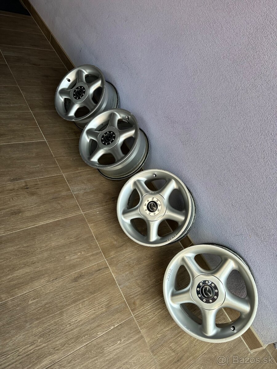 5x114,3 R15 Mazda a iné.